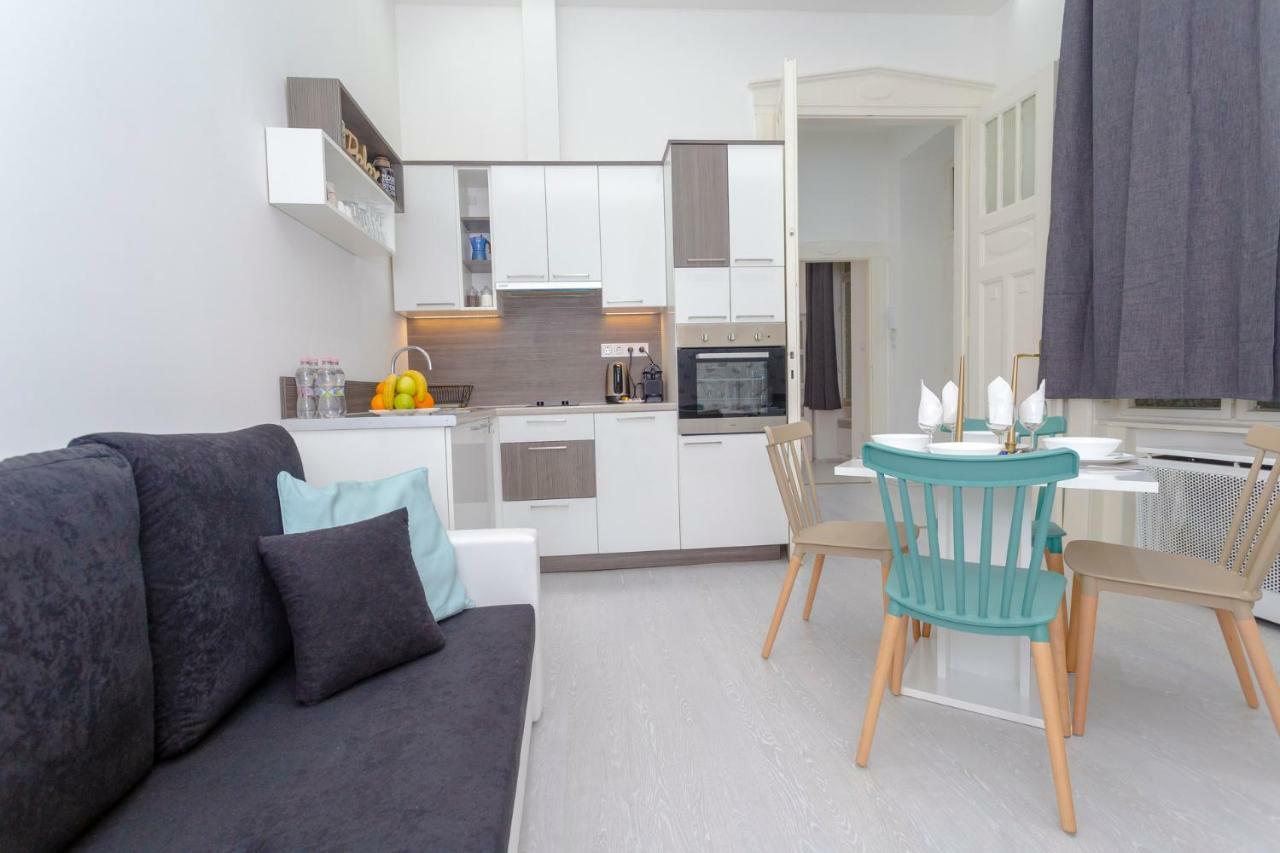 Boutique Residence Jokai - Apartment In The City Center Budapest Eksteriør bilde