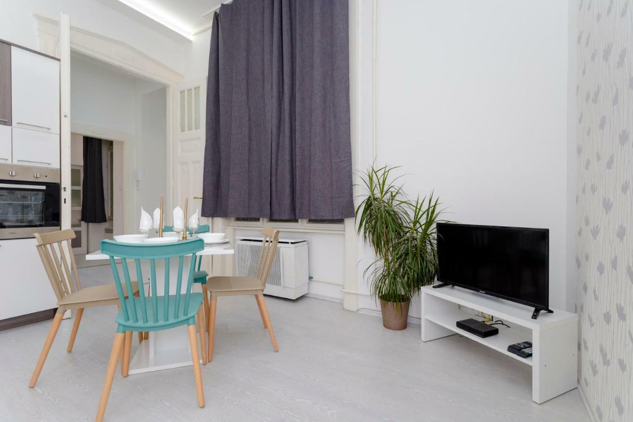 Boutique Residence Jokai - Apartment In The City Center Budapest Eksteriør bilde